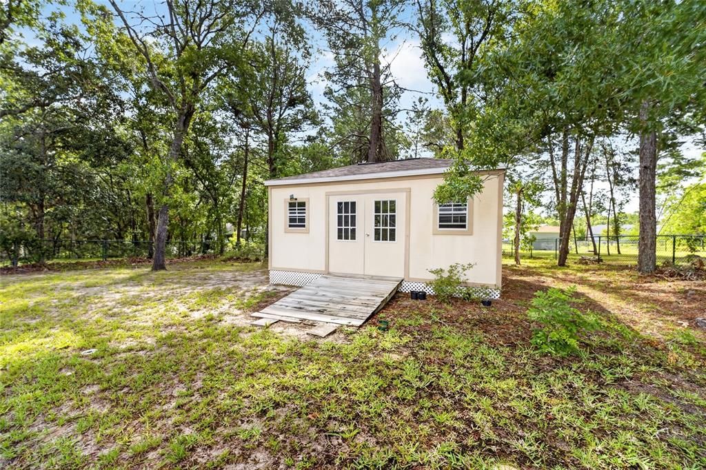 На продажу: $329,900 (3 спален, 2 ванн, 1934 Квадратных фут)