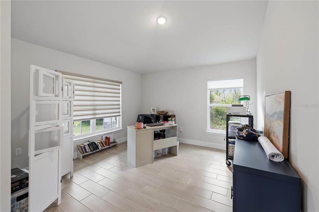 For Sale: $385,000 (4 beds, 3 baths, 2265 Square Feet)