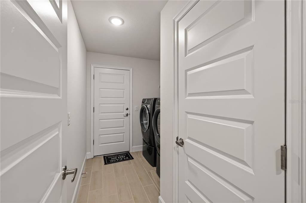 For Sale: $385,000 (4 beds, 3 baths, 2265 Square Feet)