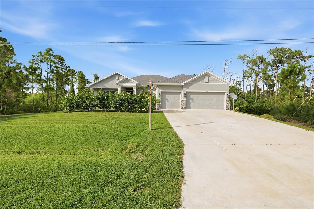 For Sale: $385,000 (4 beds, 3 baths, 2265 Square Feet)