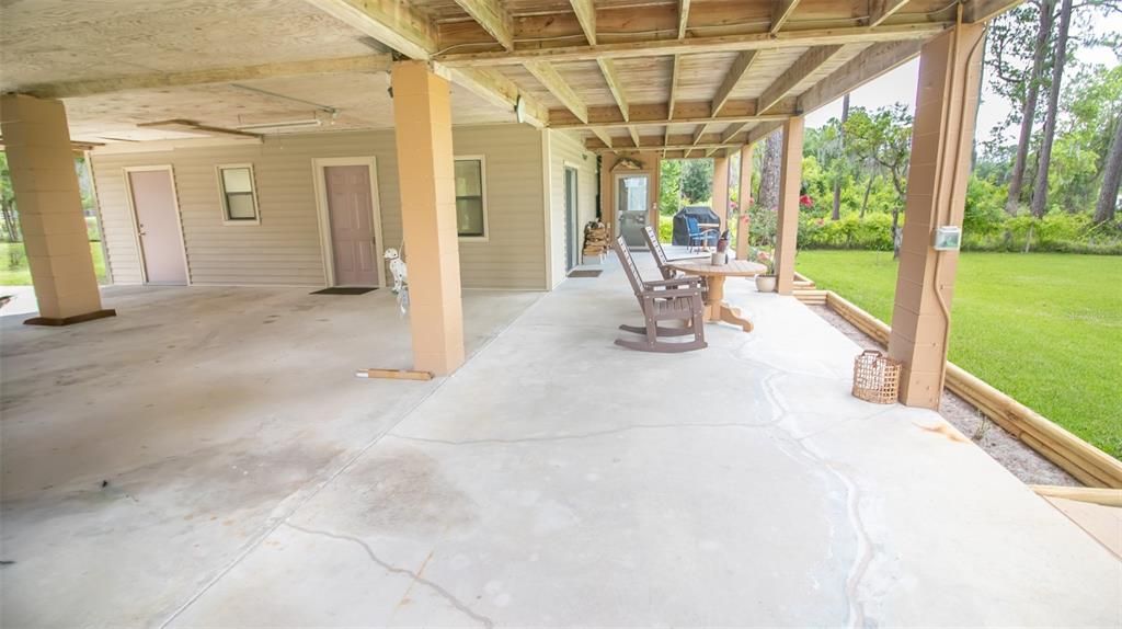 For Sale: $479,900 (3 beds, 2 baths, 2260 Square Feet)