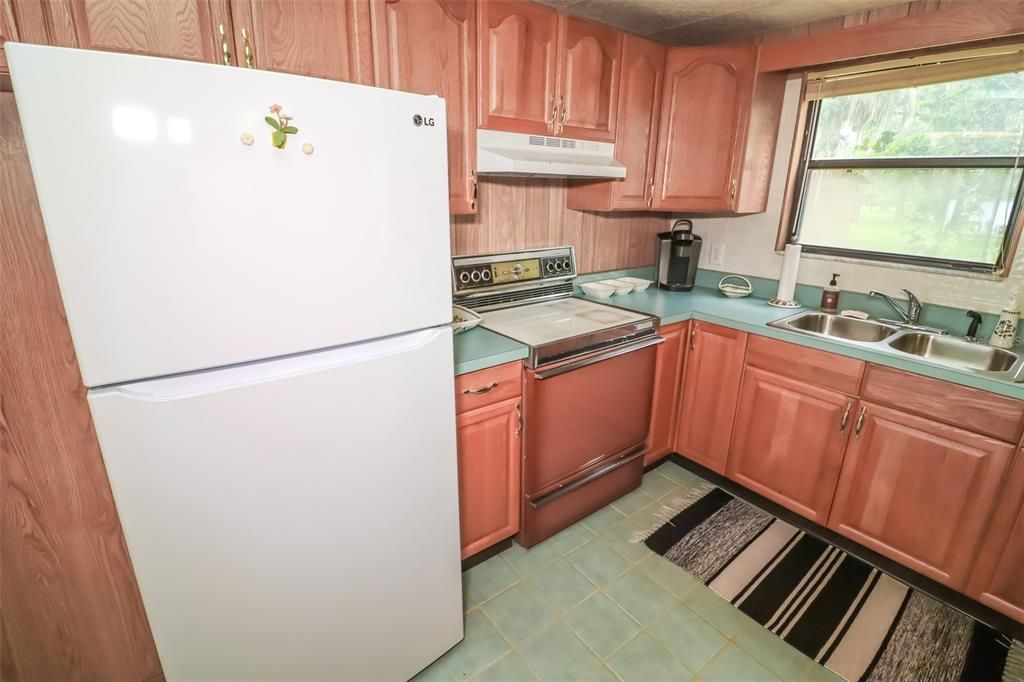 For Sale: $479,900 (3 beds, 2 baths, 2260 Square Feet)