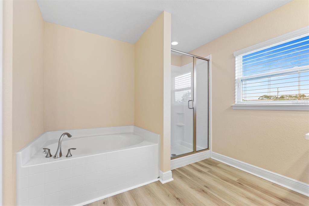 For Sale: $450,000 (4 beds, 2 baths, 2330 Square Feet)