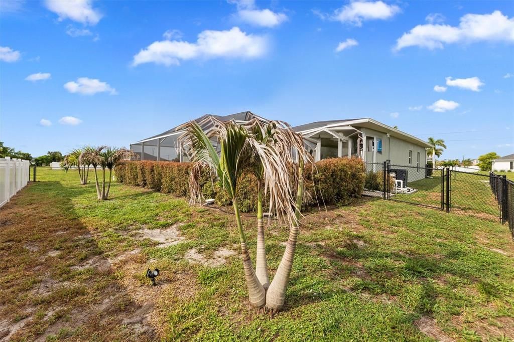 For Sale: $450,000 (4 beds, 2 baths, 2330 Square Feet)