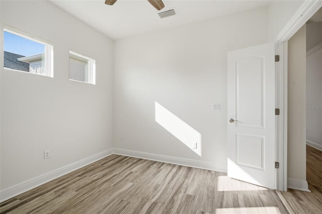 En Venta: $330,000 (2 camas, 2 baños, 1452 Pies cuadrados)