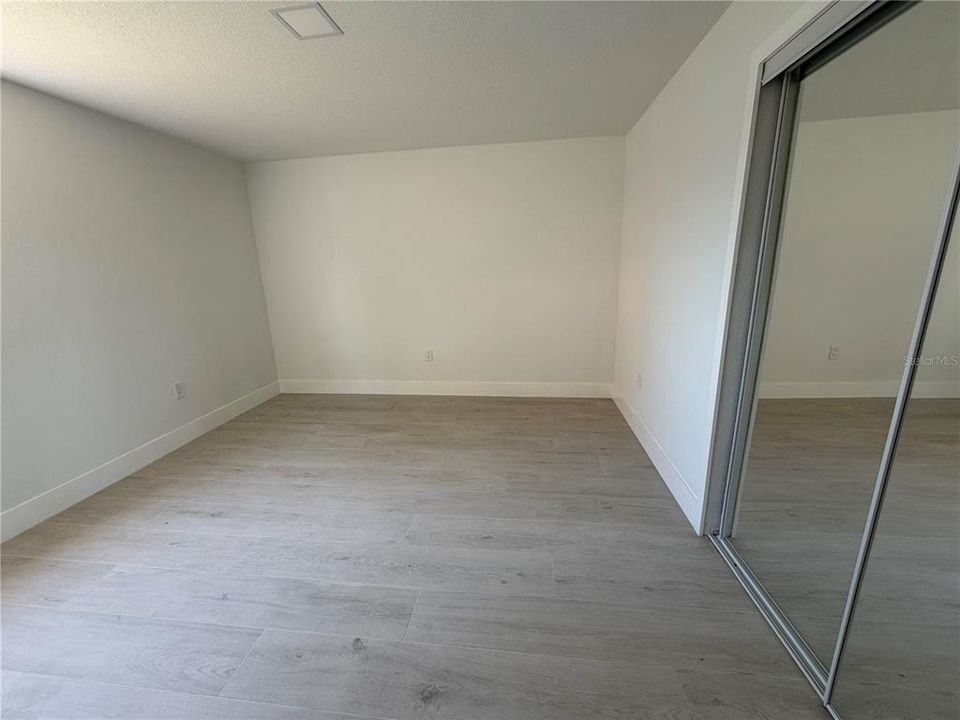 For Sale: $319,000 (2 beds, 2 baths, 1235 Square Feet)