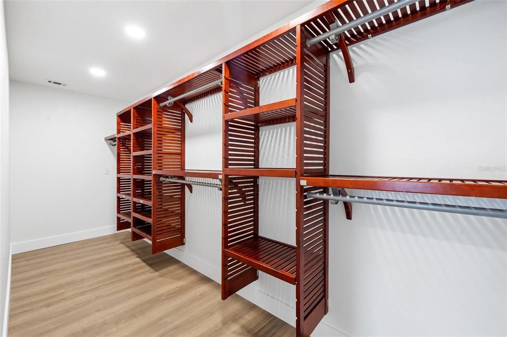 For Sale: $1,025,000 (4 beds, 4 baths, 3082 Square Feet)