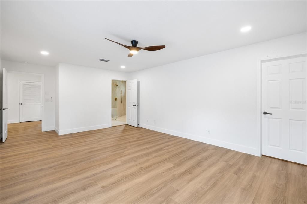 For Sale: $1,025,000 (4 beds, 4 baths, 3082 Square Feet)