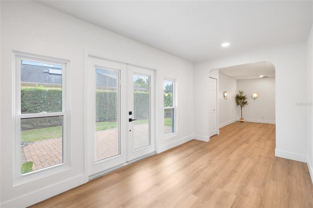 For Sale: $1,025,000 (4 beds, 4 baths, 3082 Square Feet)