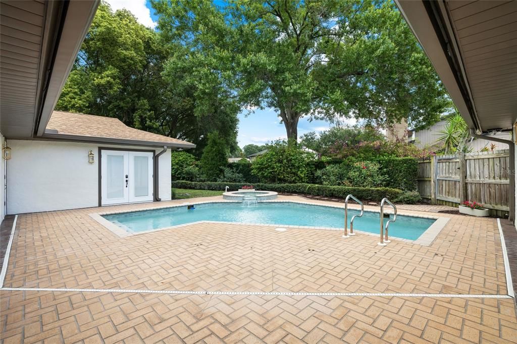 For Sale: $1,025,000 (4 beds, 4 baths, 3082 Square Feet)