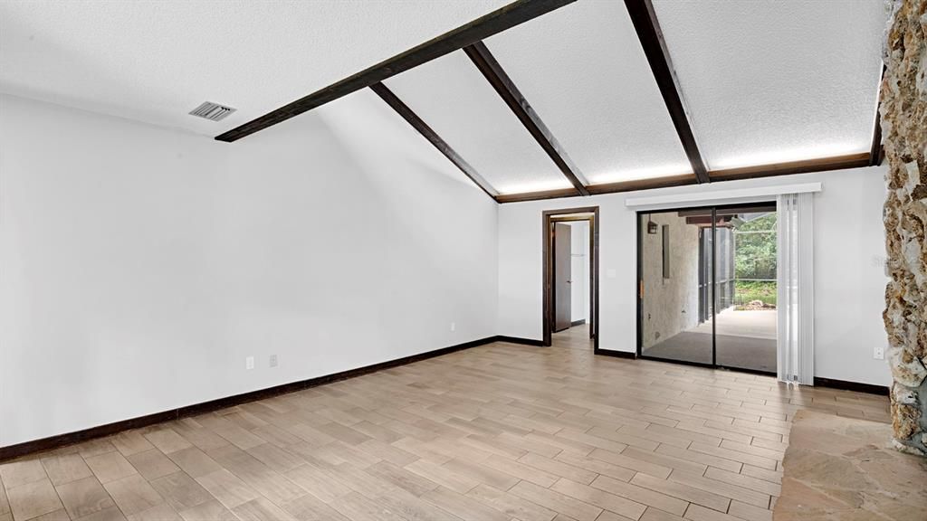 En Venta: $559,900 (4 camas, 2 baños, 1908 Pies cuadrados)