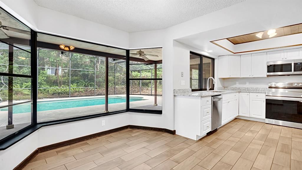 En Venta: $559,900 (4 camas, 2 baños, 1908 Pies cuadrados)