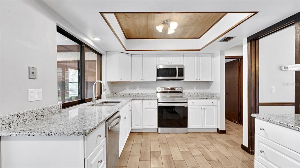 En Venta: $559,900 (4 camas, 2 baños, 1908 Pies cuadrados)