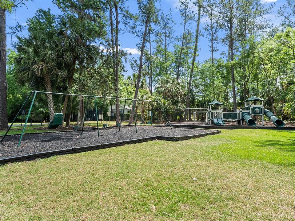 En Venta: $559,900 (4 camas, 2 baños, 1908 Pies cuadrados)