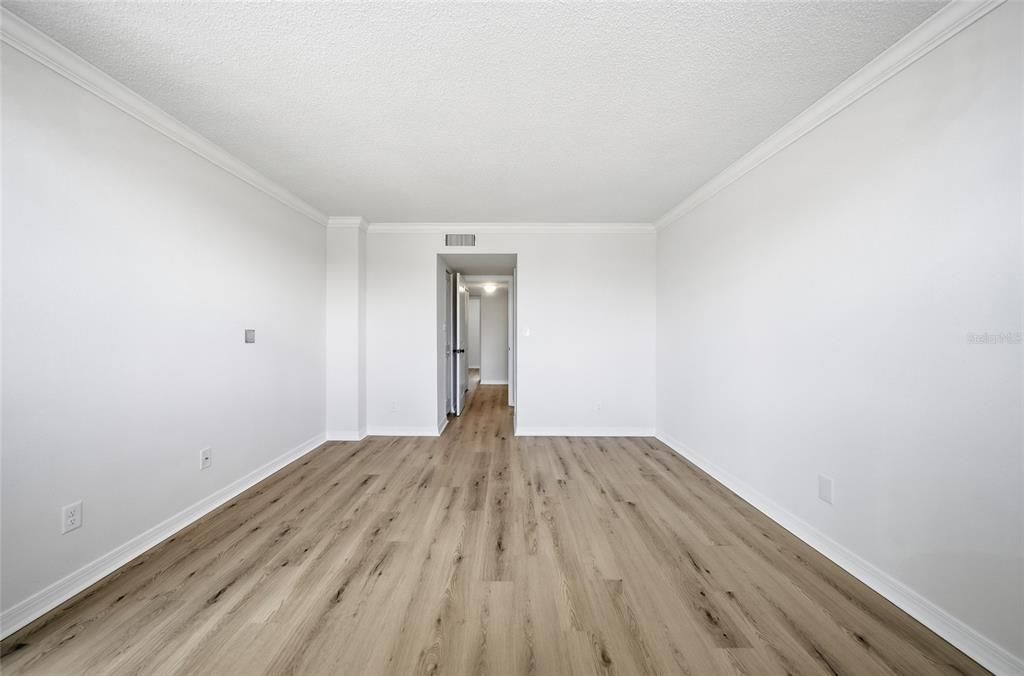 На продажу: $128,000 (2 спален, 2 ванн, 1035 Квадратных фут)