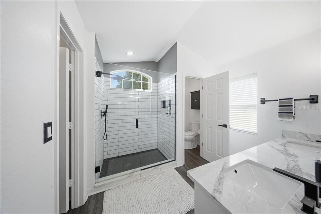 For Sale: $359,900 (3 beds, 2 baths, 1997 Square Feet)