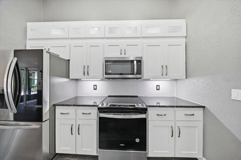 For Sale: $359,900 (3 beds, 2 baths, 1997 Square Feet)