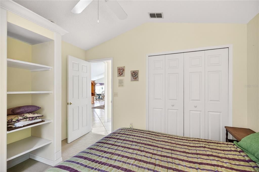 For Sale: $359,000 (2 beds, 2 baths, 1645 Square Feet)