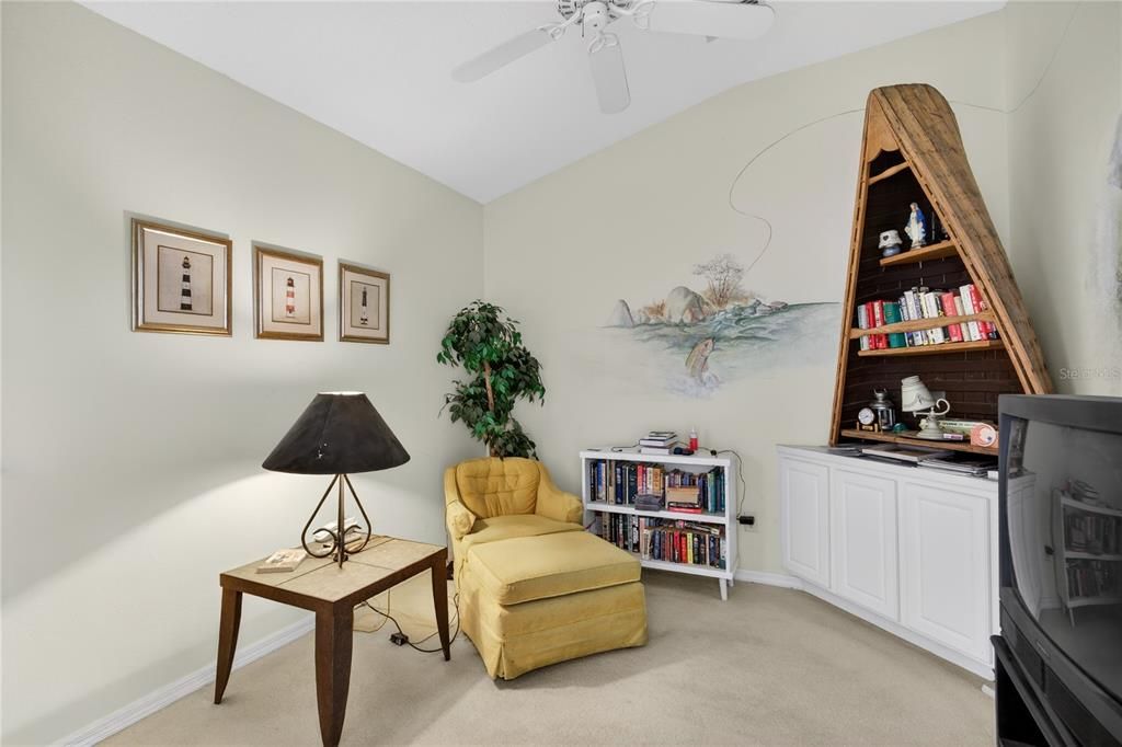 For Sale: $359,000 (2 beds, 2 baths, 1645 Square Feet)
