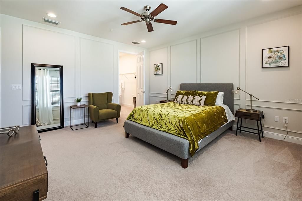 For Sale: $550,000 (3 beds, 3 baths, 2416 Square Feet)