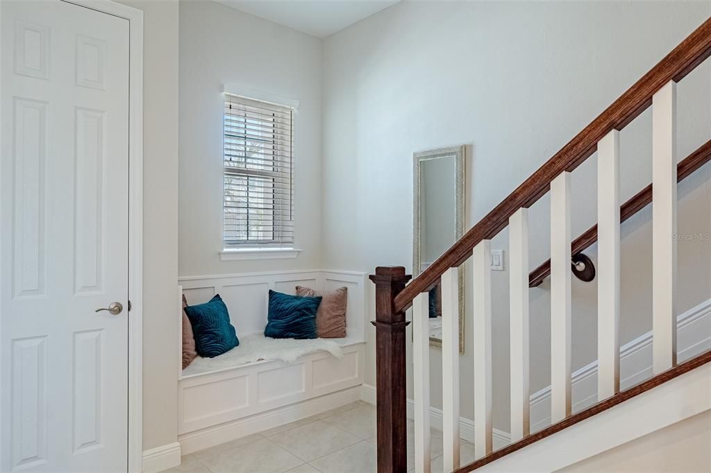 For Sale: $550,000 (3 beds, 3 baths, 2416 Square Feet)