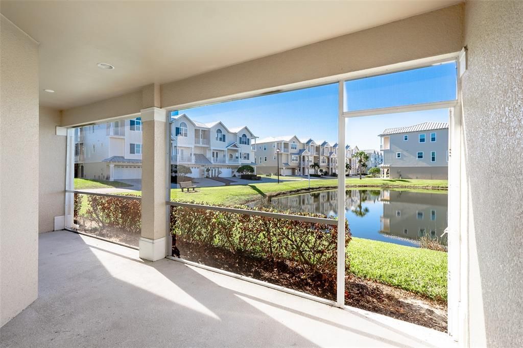 For Sale: $550,000 (3 beds, 3 baths, 2416 Square Feet)