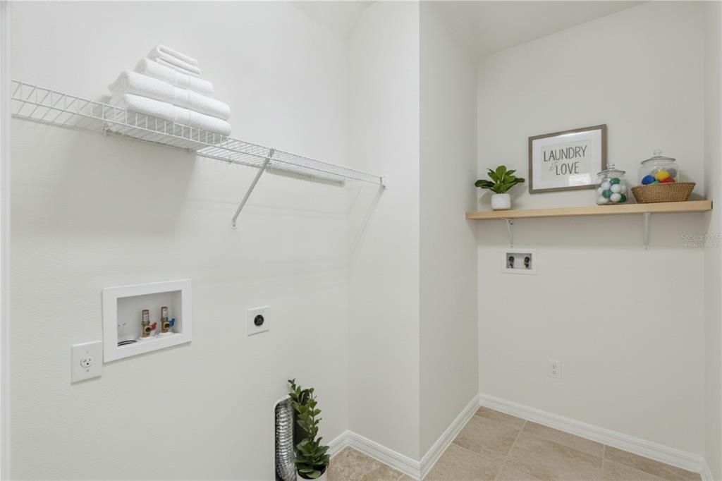 待售: $659,950 (4 贝兹, 3 浴室, 2821 平方英尺)