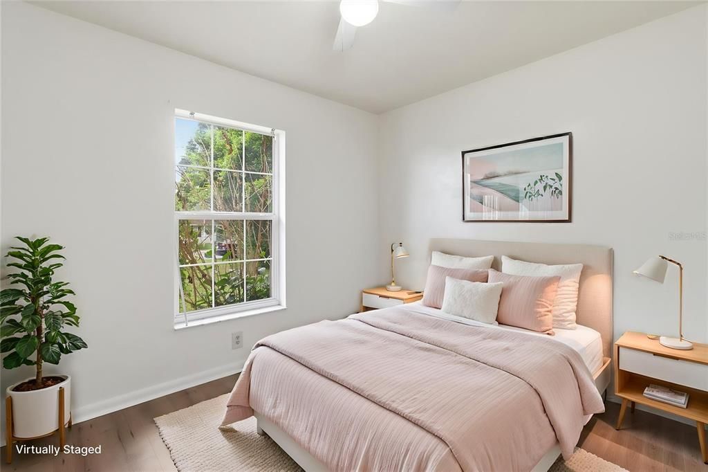 For Sale: $215,000 (3 beds, 2 baths, 1124 Square Feet)