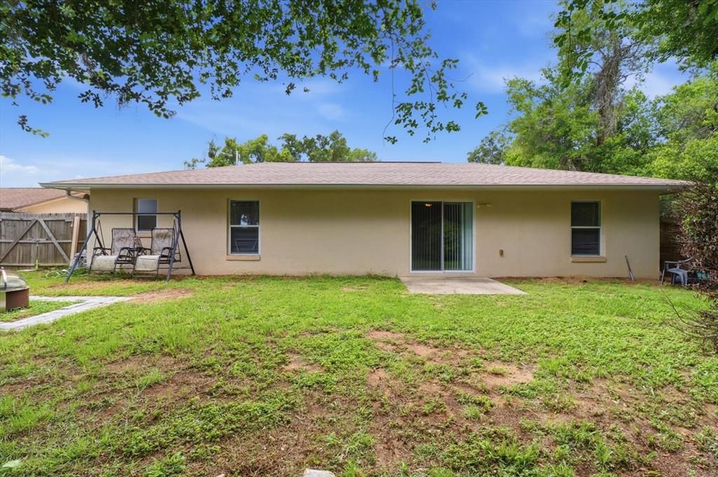 For Sale: $215,000 (3 beds, 2 baths, 1124 Square Feet)
