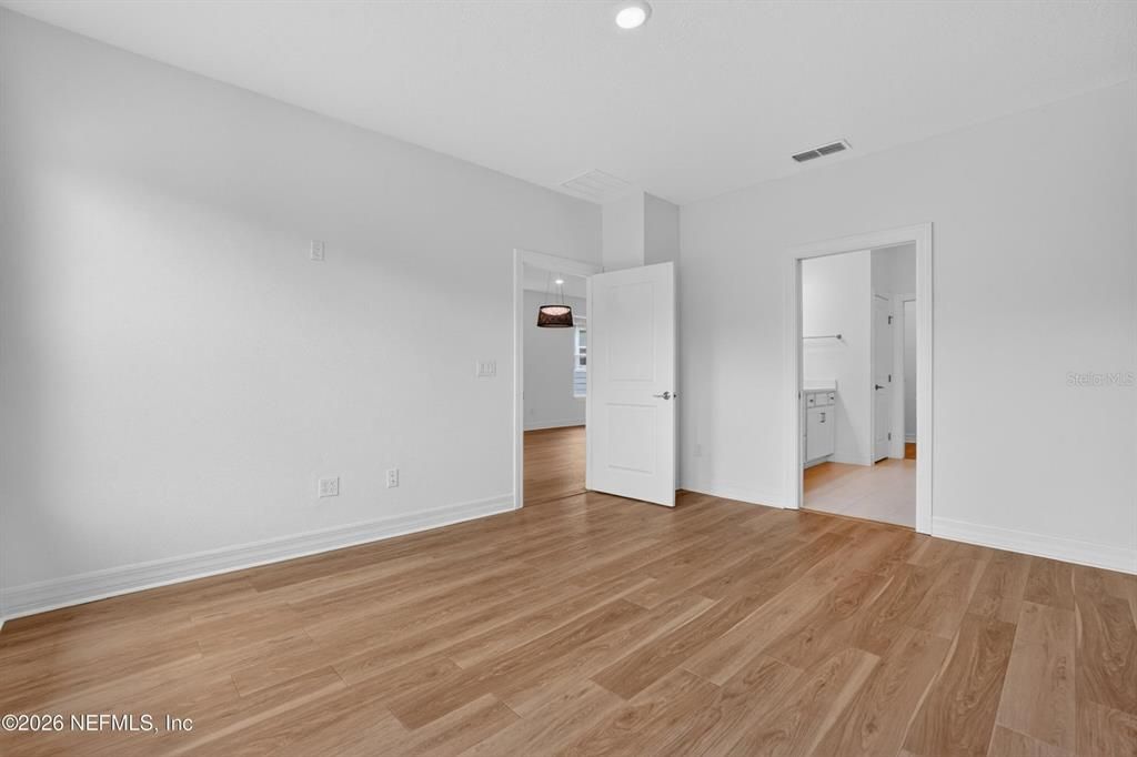 For Sale: $345,000 (2 beds, 2 baths, 1542 Square Feet)