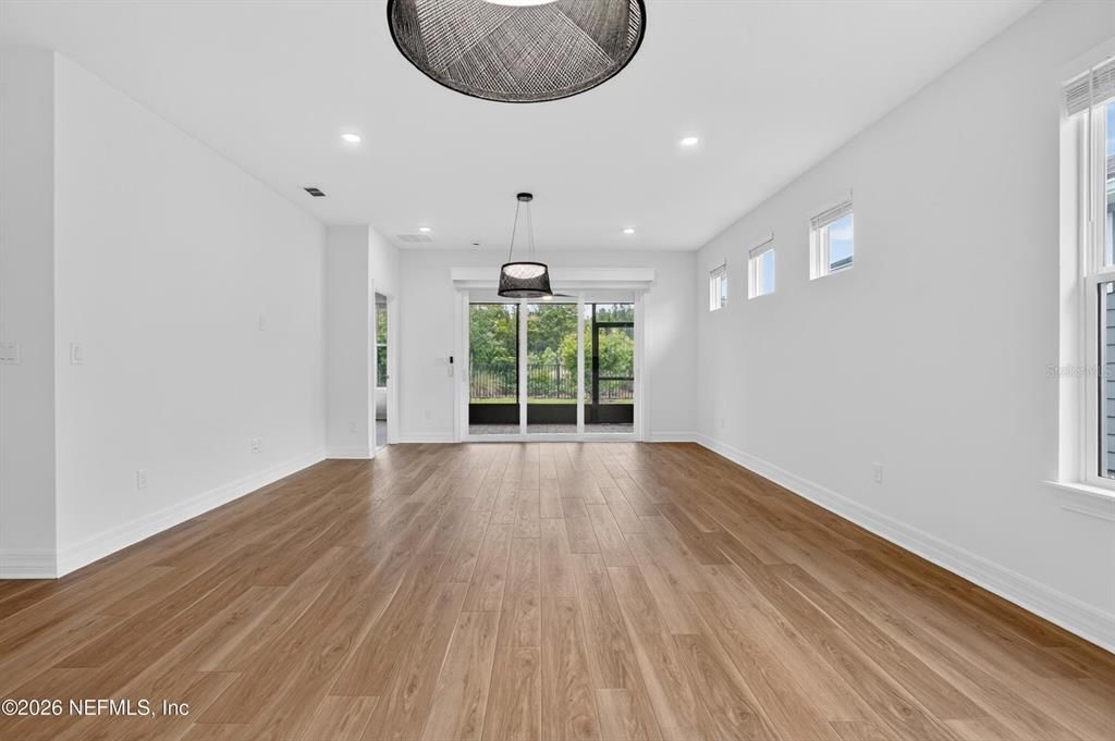 For Sale: $345,000 (2 beds, 2 baths, 1542 Square Feet)