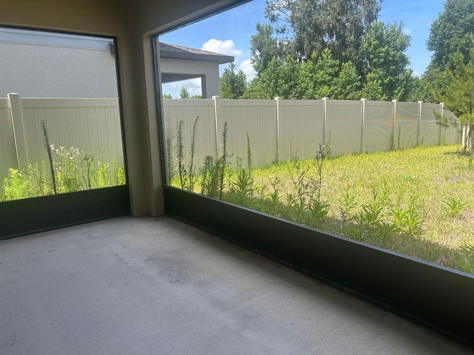 For Sale: $315,000 (4 beds, 2 baths, 1920 Square Feet)