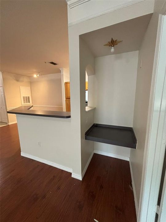 В аренду: $1,850 (2 спален, 2 ванн, 1233 Квадратных фут)