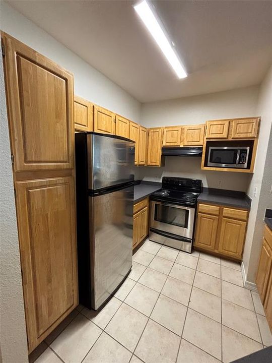 В аренду: $1,850 (2 спален, 2 ванн, 1233 Квадратных фут)