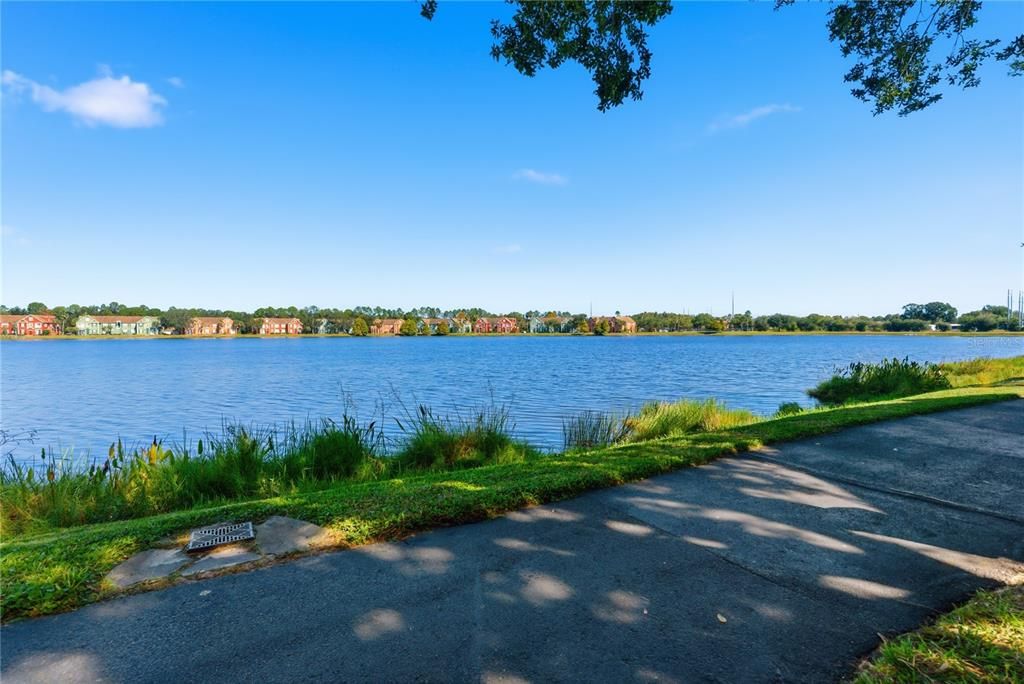 For Rent: $2,200 (3 beds, 2 baths, 1373 Square Feet)