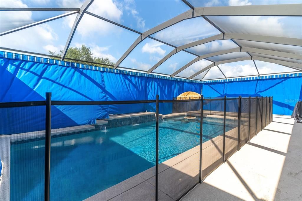 En Venta: $469,900 (5 camas, 3 baños, 2588 Pies cuadrados)