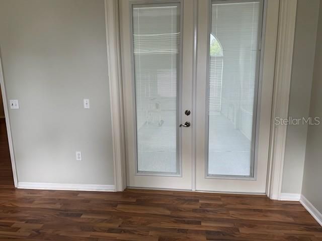 For Sale: $305,000 (3 beds, 2 baths, 1486 Square Feet)