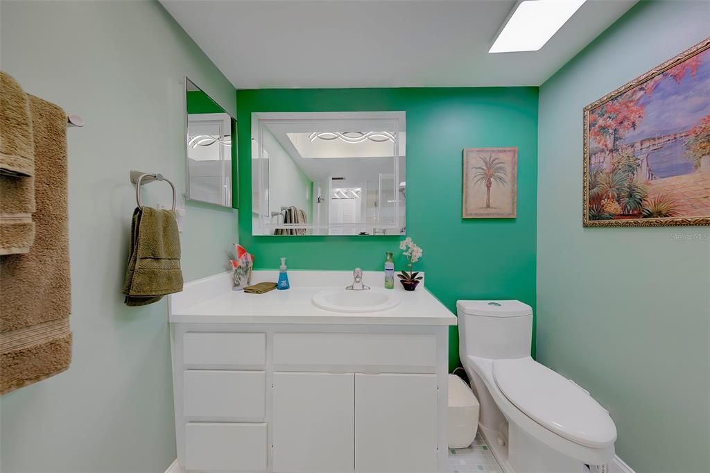 For Rent: $2,500 (2 beds, 2 baths, 1100 Square Feet)