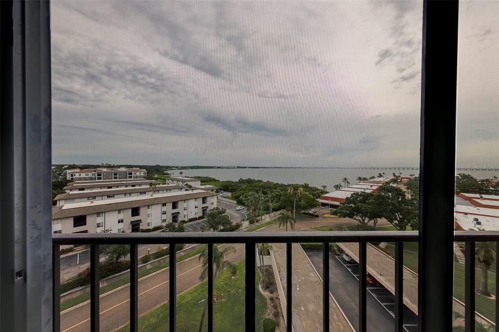 For Rent: $2,500 (2 beds, 2 baths, 1100 Square Feet)
