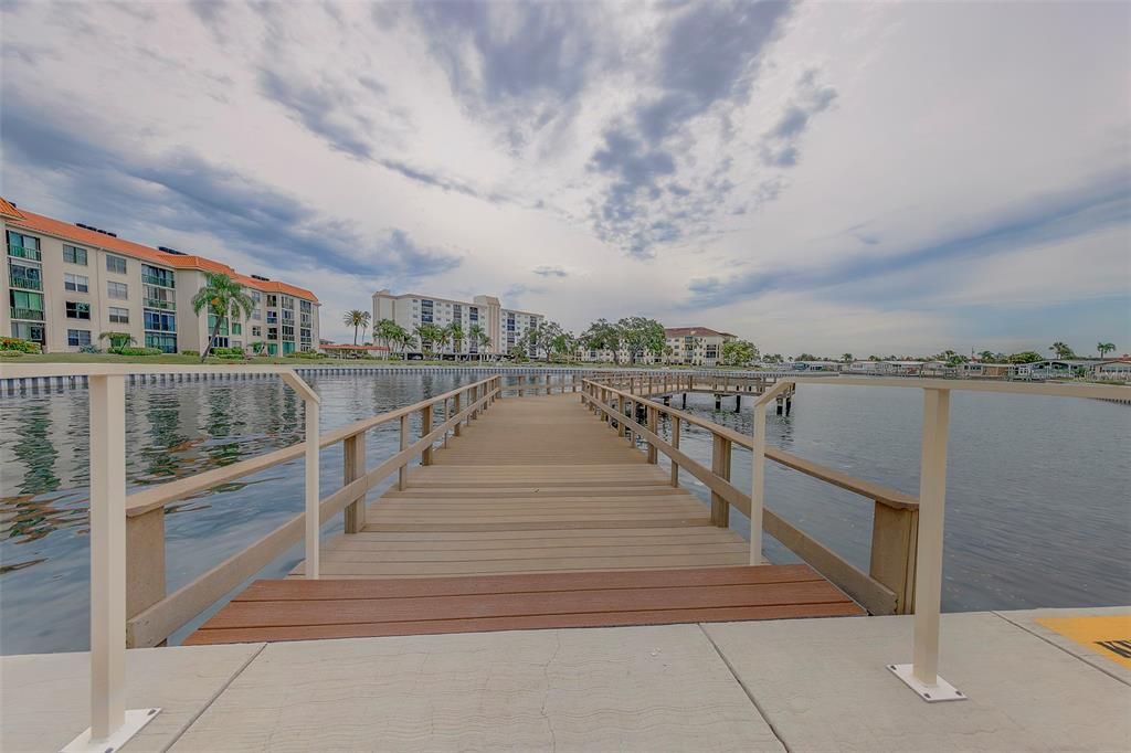 For Rent: $2,500 (2 beds, 2 baths, 1100 Square Feet)