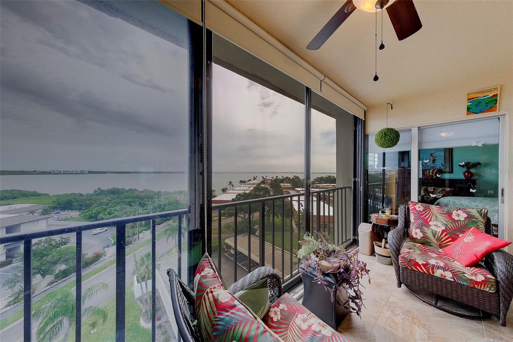 For Rent: $2,500 (2 beds, 2 baths, 1100 Square Feet)