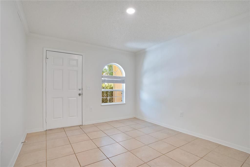 For Sale: $334,900 (4 beds, 3 baths, 2120 Square Feet)