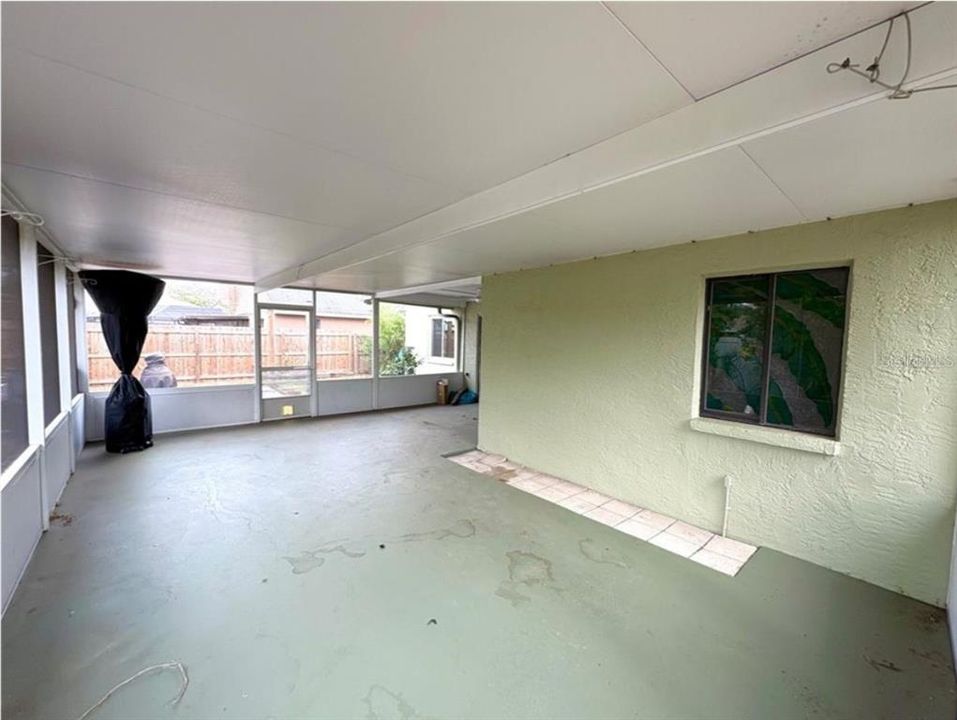 For Sale: $323,500 (3 beds, 2 baths, 1504 Square Feet)
