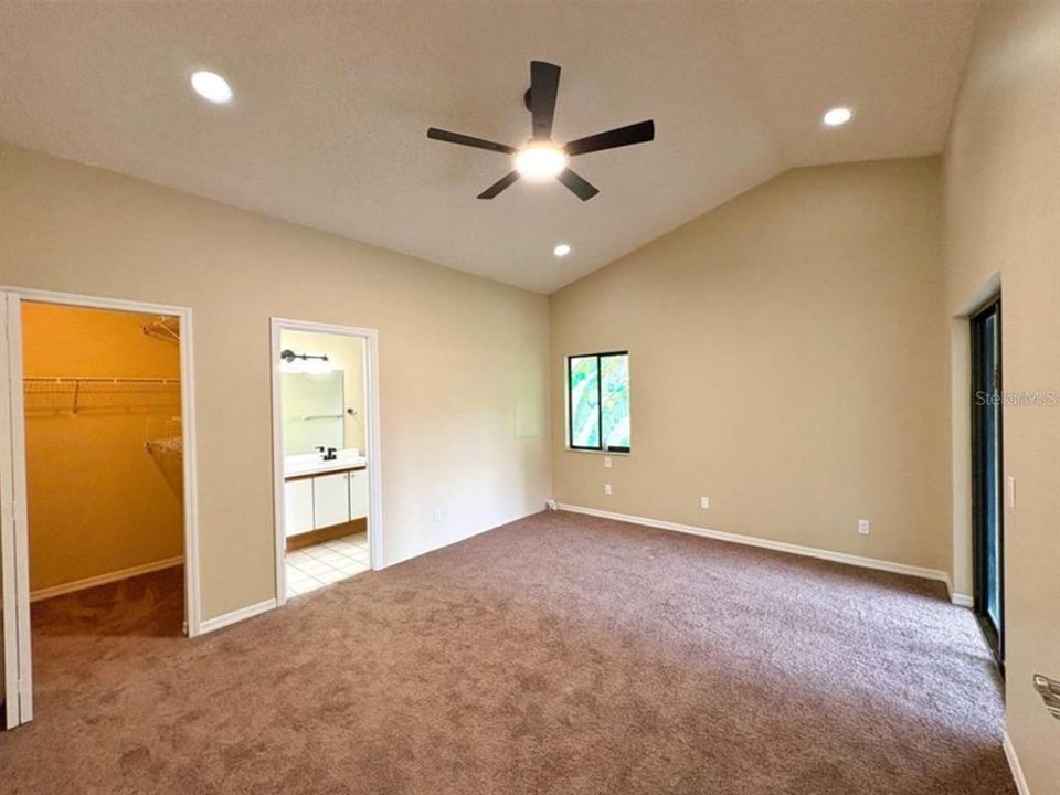 For Sale: $323,500 (3 beds, 2 baths, 1504 Square Feet)