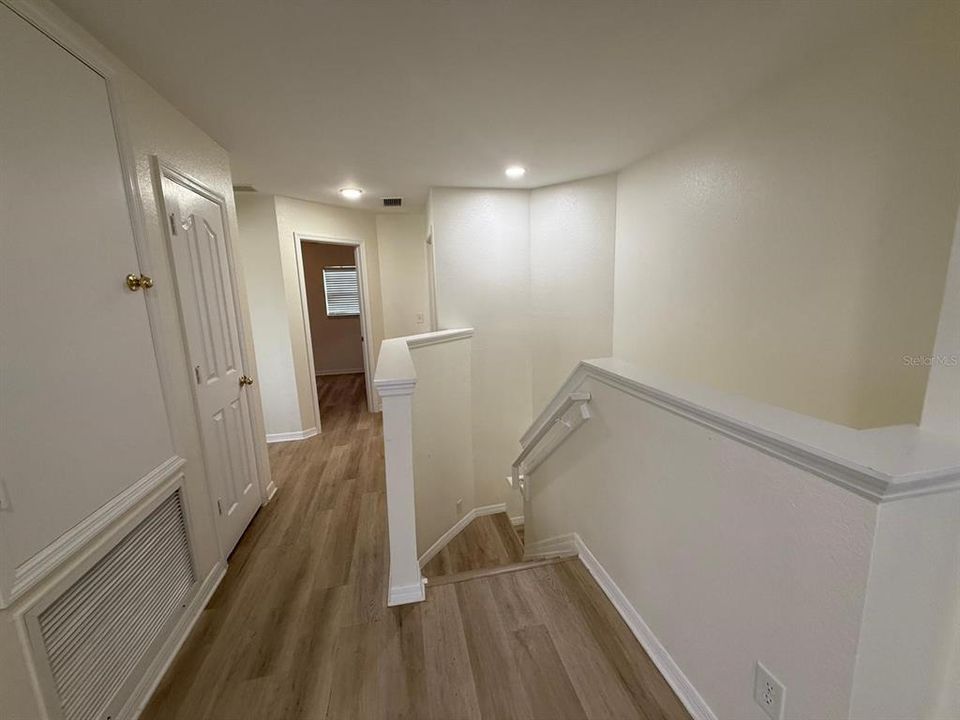 For Rent: $2,250 (3 beds, 2 baths, 2770 Square Feet)