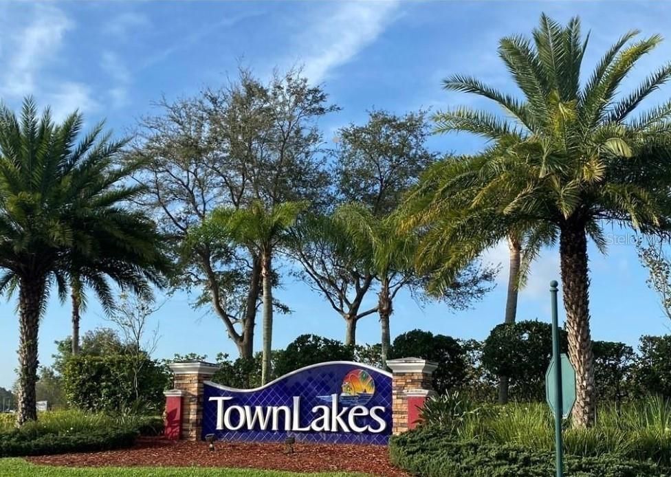 For Rent: $2,250 (3 beds, 2 baths, 2770 Square Feet)