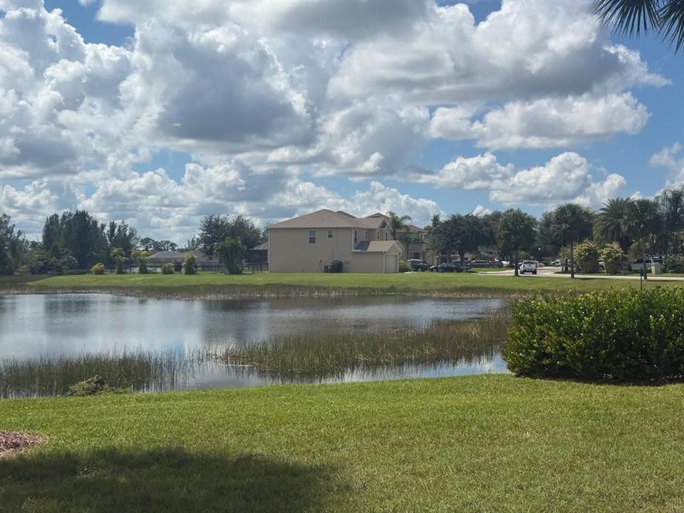 For Rent: $2,250 (3 beds, 2 baths, 2770 Square Feet)