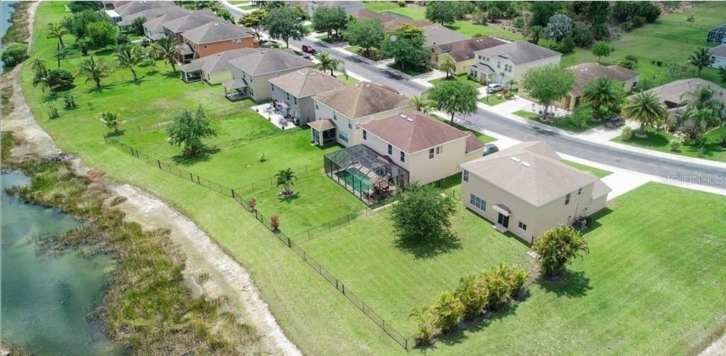 For Rent: $2,250 (3 beds, 2 baths, 2770 Square Feet)