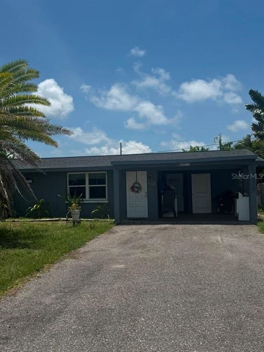 For Sale: $139,900 (2 beds, 1 baths, 960 Square Feet)
