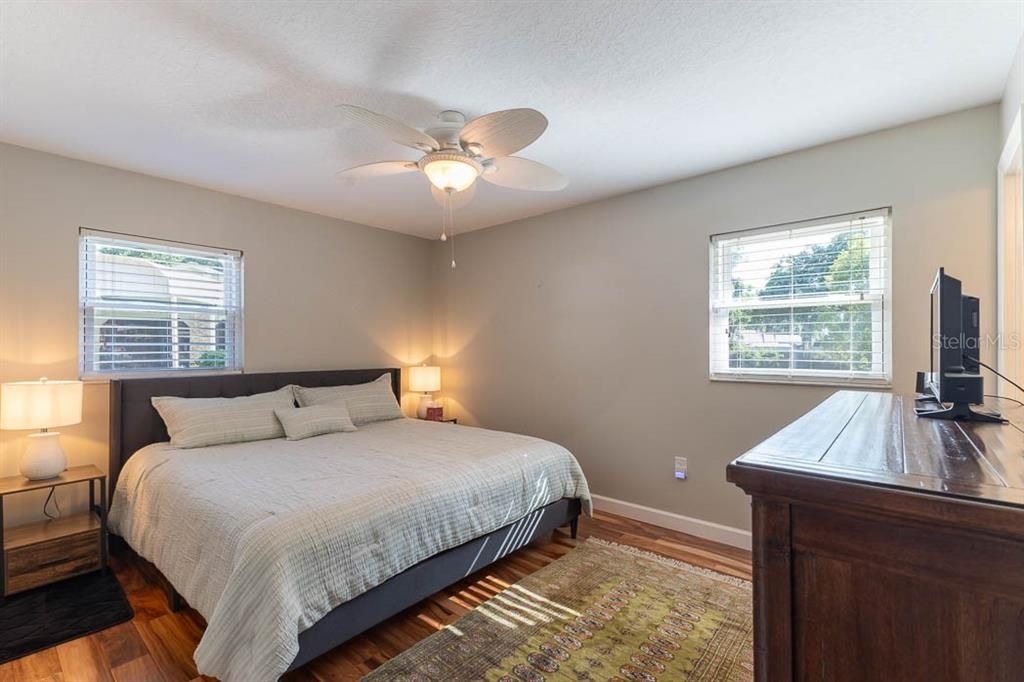 For Sale: $770,000 (3 beds, 2 baths, 1730 Square Feet)